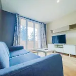 Logement Proche Du Puy De Dome Avec Parking Prive