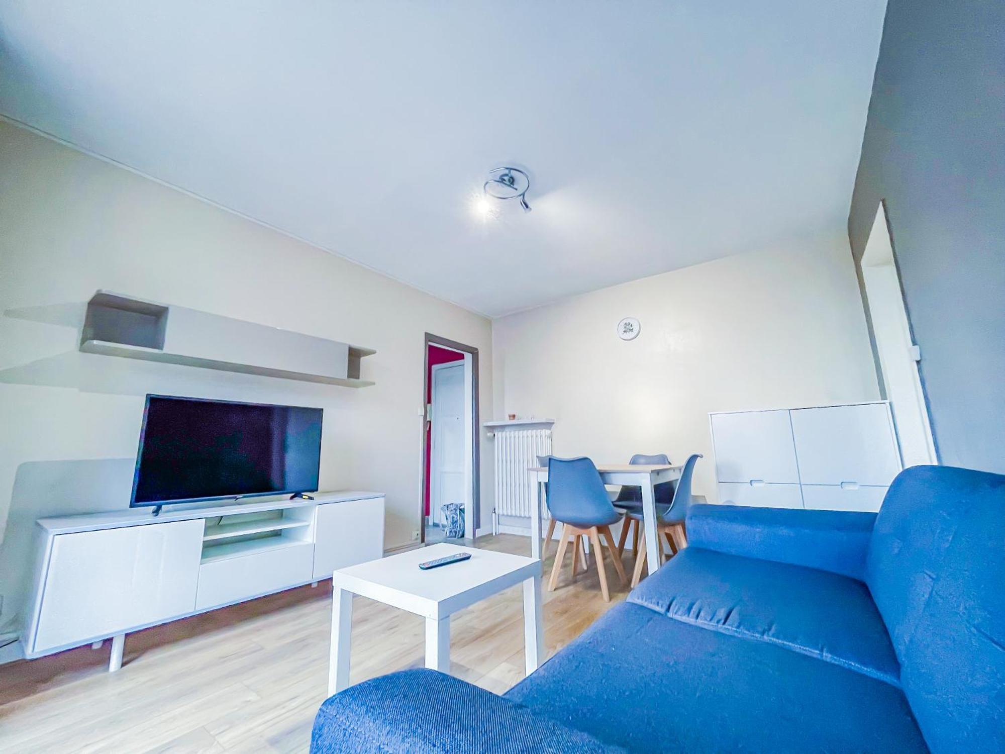 Proche Du Puy De Dôme Avec Parking Privé Appartement Clermont-Ferrand